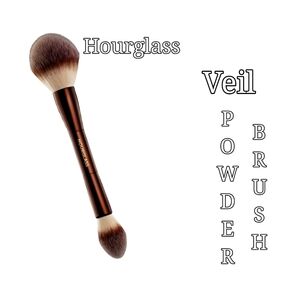 HOURGLASS Veil Powder Brush NEW